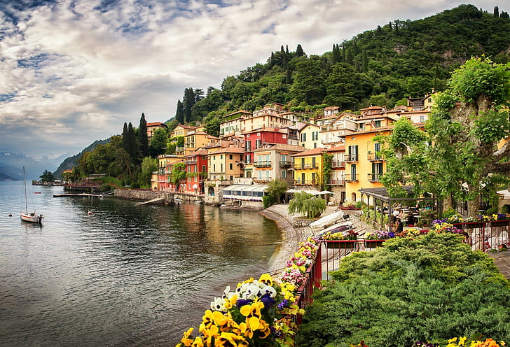 nature, landscape, architecture, clouds, water, trees, Italy, lake, house, boat, hills, forest, flowers, mountains, Lake Como, Lombardy, HD wallpaper