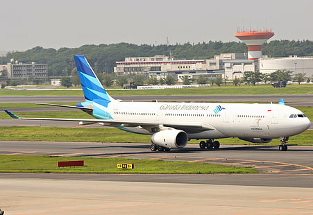 เครื่องบินการูด้าอินโดนีเซียสีขาว, PK, GPR, สีขาว, การูด้าอินโดนีเซีย, เครื่องบิน, NRT, สนามบินนานาชาตินาริตะ, ญี่ปุ่น, แอร์บัส 330, A330, Skyteam, เครื่องบินพาณิชย์, สนามบิน, ยานพาหนะทางอากาศ, สนามบินนานาชาติแมนเชสเตอร์, แมนเชสเตอร์ - อังกฤษ, การขนส่ง, การเดินทาง , ผู้โดยสาร, ธุรกิจ, การบิน, รันเวย์สนามบิน, อากาศ, กองบรรณาธิการ, การท่องเที่ยว, โหมดการขนส่ง, การเดินทาง, วันหยุดพักผ่อน, การเดินทางเพื่อธุรกิจ, การลงจอด - สัมผัสลง, แอร์บัส, อุตสาหกรรมการบินและอวกาศ, ท้องฟ้า, ผู้คนที่เดินทาง, โบอิ้ง, วอลล์เปเปอร์ HD HD wallpaper
