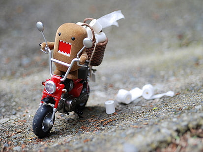Domo Kun leksak, humor, motorcykel, leksaker, toalettpapper, HD tapet HD wallpaper