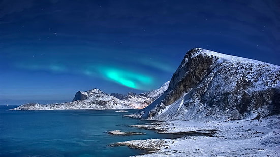 Арктика, зима, нощни светлини, небе, нощ, нощно небе, северни светлини, лед, пейзаж, Нунатак, Норвегия, планина, сняг, океан, Арктически океан, Северно сияние, Лофотен, феномен, Северно сияние, HD тапет HD wallpaper
