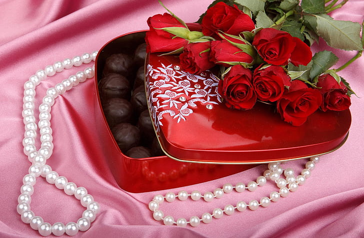 decoration, love, flowers, gift, heart, rose, food, chocolate, roses, bouquet, petals, silk, sequins, rhinestones, candy, sweets, red, pearl, beads, buds, pearls, a box of chocolates, HD wallpaper