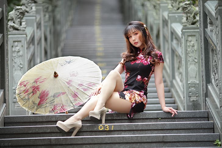 Asian, model, women, long hair, dark hair, traditional clothing, stairs, sitting, Japanese umbrella, depth of field, hair ornament, heels, HD wallpaper
