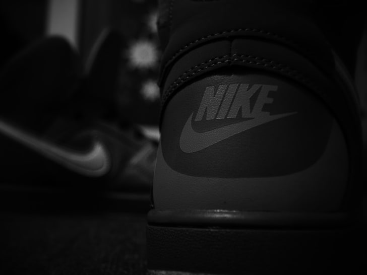 sepasang sepatu atletik Nike hitam-abu-abu, Nike, gaya, Wallpaper HD