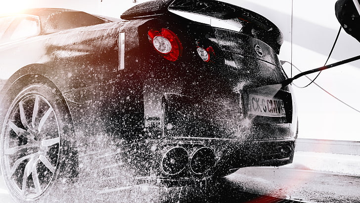 black Nissan GT-R Skyline R35 coupe, nissan r35 gt-r, washing, car, spray, HD wallpaper