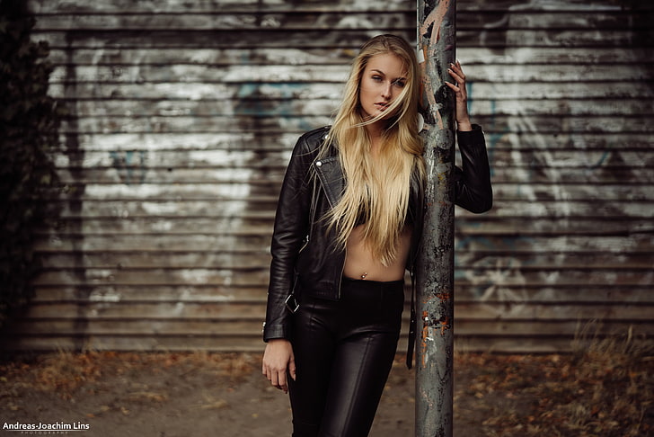 women's black leather zip-up jacket and black leather pants, Andreas-Joachim Lins, women, model, blonde, looking at viewer, leather jackets, leather pants , belly, pierced navel, portrait, women outdoors, long hair, hair in face, black clothing, straight hair, Rika, HD wallpaper