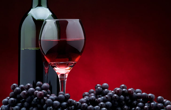 clear footed wine glass, glass, the dark background, wine, red, bottle, grapes, HD wallpaper