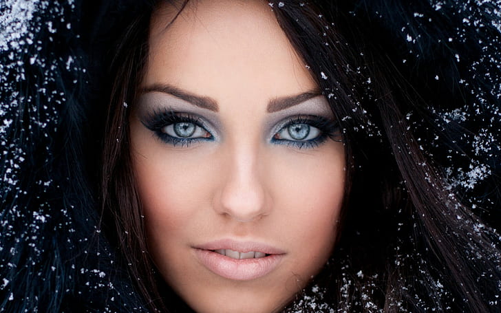 brunette, eyes, face, fur, girl, hood, lashes, makeup, snow, winter, HD wallpaper