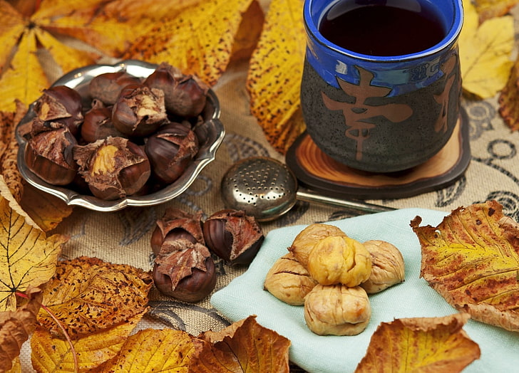 chestnuts, autumn, leaves, tea, character, chestnuts, strainer, HD wallpaper