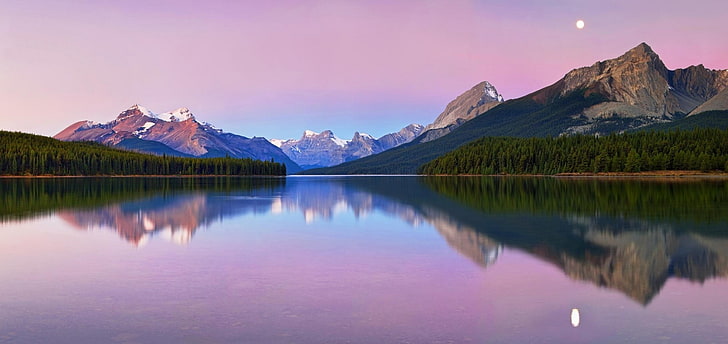แคนาดา, ป่า, ทะเลสาบ, ทะเลสาบมาลิญ, ภูมิทัศน์, ดวงจันทร์, ภูเขา, ธรรมชาติ, ยอดเขาที่เต็มไปด้วยหิมะ, น้ำ, วอลล์เปเปอร์ HD