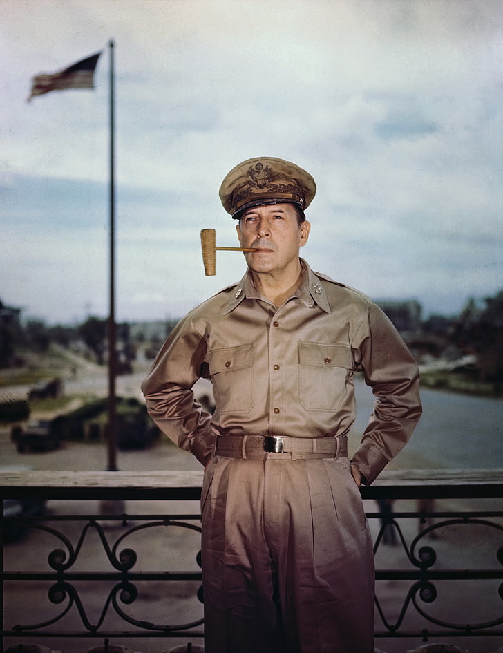 Douglas McArthur, militer, Perang Dunia II, Angkatan Darat AS, pipa, pipa tongkol jagung, Wallpaper HD, wallpaper seluler