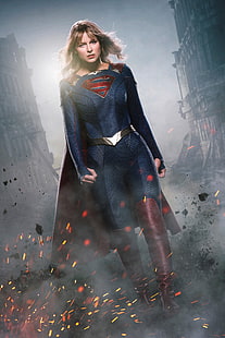 Melissa Benoist, Supergirl, DC Comics, caminhada, atriz, loira, em pé, olhos azuis, rua, botas até o joelho, capa, HD papel de parede HD wallpaper
