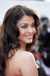 brunettes modelki aktorki aishwarya rai 2006 cannes Awards indian girls bollywoodzkie aktorki 2336x350 Entertainment Bollywood Sztuka, aktorka, brunetki, Tapety HD HD wallpaper