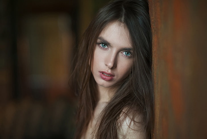 woman posing for photo, Victoria Vishnevetskaya, women, model, face, portrait, blue eyes, Maxim Maximov, depth of field, HD wallpaper