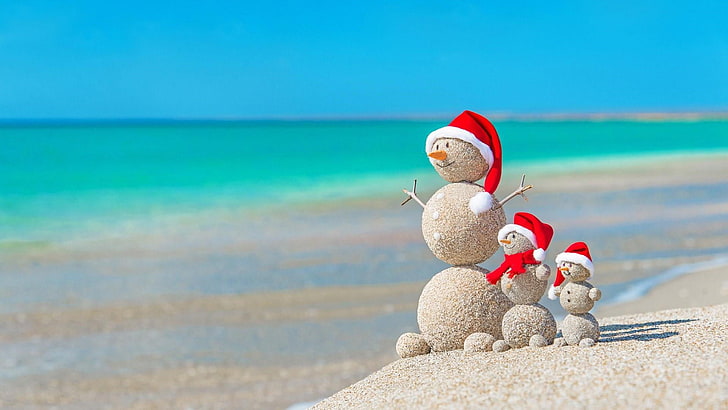 пясък, лято, Коледа, снежен човек, морски бряг, пясъчен плаж, плаж, море, океан, Дядо Коледа, ваканция, Бъдни вечер, небе, бряг, празник, HD тапет