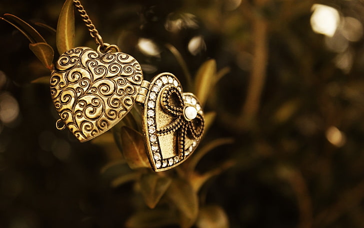 Heart Pendant, gold-colored locket pendant necklace, Love, , chain, pendant, HD wallpaper