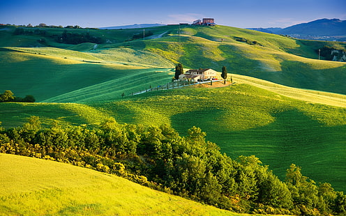 Italie, Toscane, lumière du soleil, été, campagne, arbres, ciel, champs verts, Italie, Toscane, Lumière du soleil, été, campagne, arbres, ciel, vert, champs, Fond d'écran HD HD wallpaper