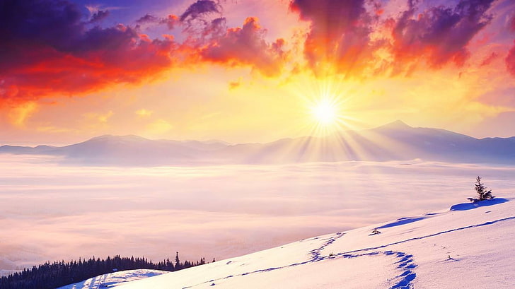 montaña cubierta de nieve y nubes blancas, paisaje, invierno, puesta de sol, nieve, hielo, Fondo de pantalla HD