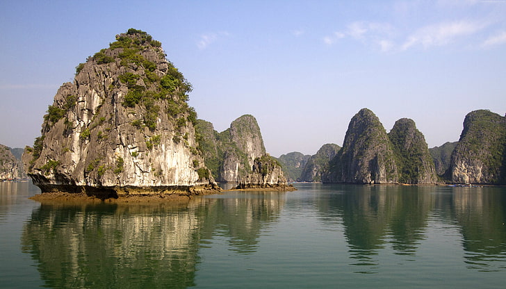 Vietnam, travel, Halong Bay, mountains, cruises, 5k, 4k, rest, Ha Long Bay, boat, 8k, river, HD wallpaper