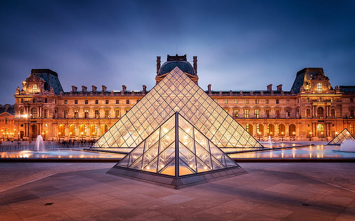 Париж, Франция, Лувр, город, огни, ночь, пирамида, прозрачная стеклянная треугольная рамка, Париж, Франция, Лувр, город, огни, ночь, пирамида, HD обои