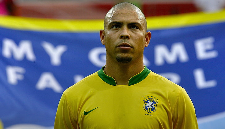 maillot de maillot Nike jaune et vert pour homme, ronaldo, phénomène, vrai mardid, équipe, brésil, star du football, légende, football, Fond d'écran HD