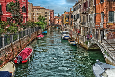 Venise, Italie, ciel, beaucoup de bateaux à moteur, Italie, pont, ciel, nuages, maison, bateau, Venise, gens, canal, Fond d'écran HD HD wallpaper