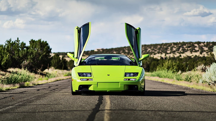 green car, Lamborghini Diablo, car, green cars, desert, HD wallpaper