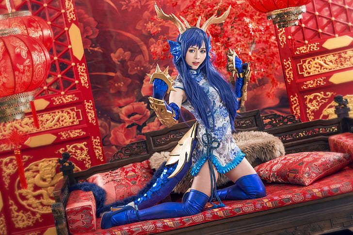 look, girl, decoration, blue, red, face, pose, style, weapons, background, room, sofa, patterns, feet, model, dragon, interior, stockings, pillow, hands, makeup, figure, dress, fantasy, costume, shoes, tail, outfit, claws, horns, fur, image, Asian, beauty, cutie, blue hair, cosplay, long-haired, kneeling, HD wallpaper