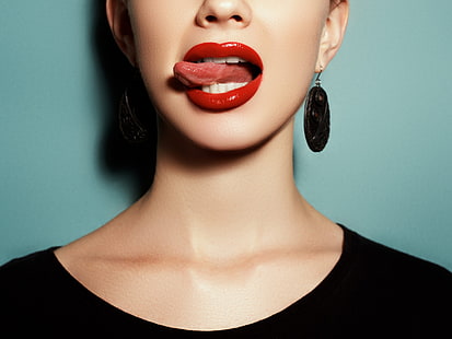 ลิ้นออกลิปสติกสีแดงริมฝีปากใบหน้าผู้หญิง, วอลล์เปเปอร์ HD HD wallpaper