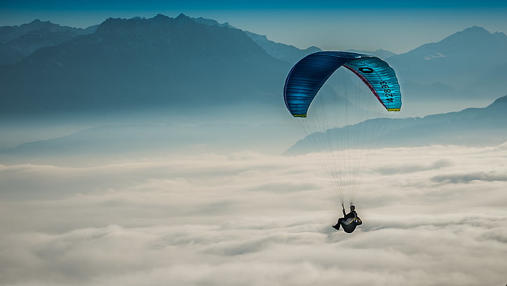 person gliding on sky, paragliding, sky, clouds, HD wallpaper