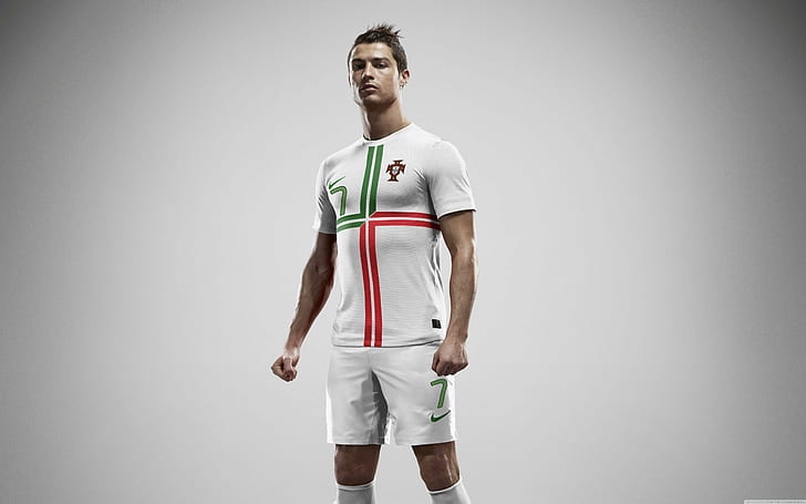 Cristiano Ronaldo, camiseta blanca de fútbol para hombres, cristiano, ronaldo, fútbol, ​​celebridad, hombre, deporte, Fondo de pantalla HD