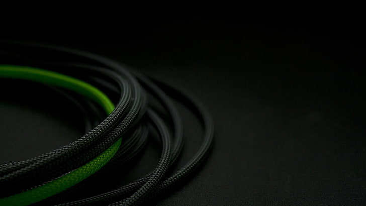 cavi rivestiti di nero e verde, fili, colorazione selettiva, cavo di rete, verde, filo, nero, Sfondo HD
