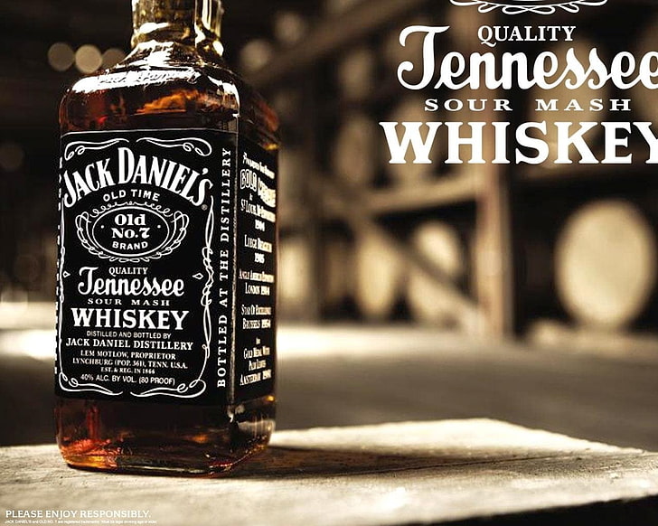 Botol wiski Jack Daniel dengan hamparan teks, Produk, Jack Daniels, Wallpaper HD