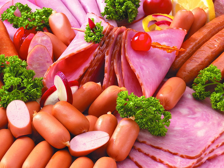 ham and sausage, sausage, hot dogs, lots, greens, background, HD wallpaper