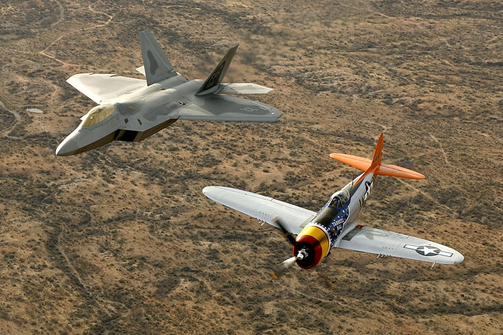 طائرتان مقاتلتان رمادية اللون ، مقاتلة جت ، طائرة مقاتلة ، طائرة ، لوكهيد مارتن F-22 رابتور ، عسكرية ، طائرة حربية، خلفية HD