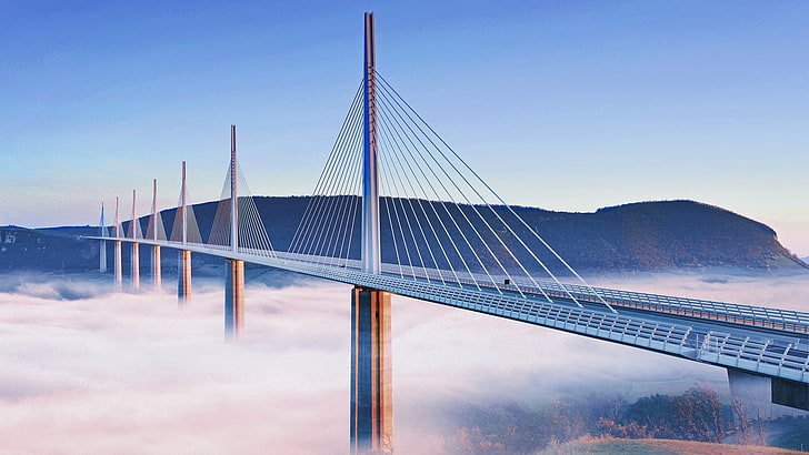 ponte bianco, città, urbano, ponte, viadotto di Millau, Francia, nebbia, montagne, Sfondo HD