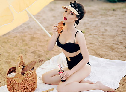 Beach Picnic, Woman, Girls, Girl, Style, Beautiful, Summer, Woman, Retro, Outdoors, Model, Gorgeous, Fashion, Advertising, Clothing, Picnic, refreshing, clothes, CocaCola, Brioche, croissant, HD wallpaper HD wallpaper