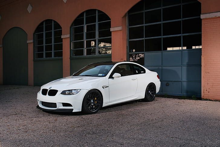 BMW M3 E92 Bianco, bmw, M3, E92, bianco, coupé, nero, ruote, riflessione, Sfondo HD