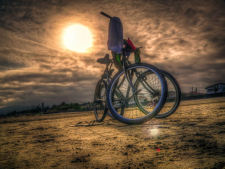 two bicycles parked on brown open field, Pôr, Peruíbe, two bicycles, brown, open field, sunset, sunshine, por, beach, praia, litoral, hdr, hdri, calm, relax, bike, bicycle, cycling, outdoors, sport, cycle, summer, HD wallpaper