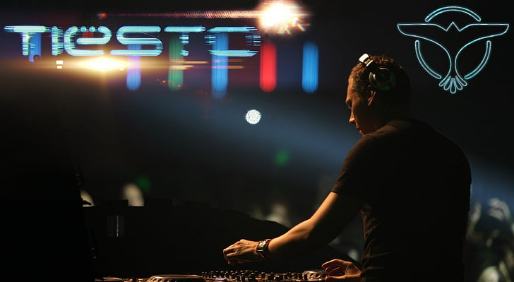 Tiesto Club Life, Tiesto DJ screenshot, Music, dj, Club, tiesto, dj tiesto, club life, HD wallpaper