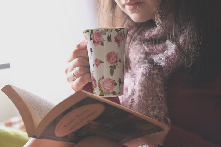 white, pink, and green floral mug, girl, flowers, background, Wallpaper, pattern, mood, figure, brunette, mug, book, owner, page, wallpapers, reading, warm clothes, knowledge, HD wallpaper