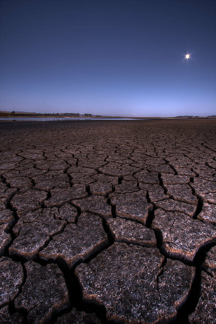deserted land, Desert Moon, deserted, land, Desert  Moon, Mud, Cracked, Lake, Bed, Copyright, All Rights Reserved, Weekend America, desert, nature, drought, dry, arid Climate, dirt, barren, landscape, HD wallpaper