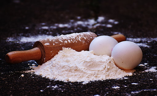dough with rolling pin and eggs, flour, rolling pin, eggs, pastries, HD wallpaper HD wallpaper