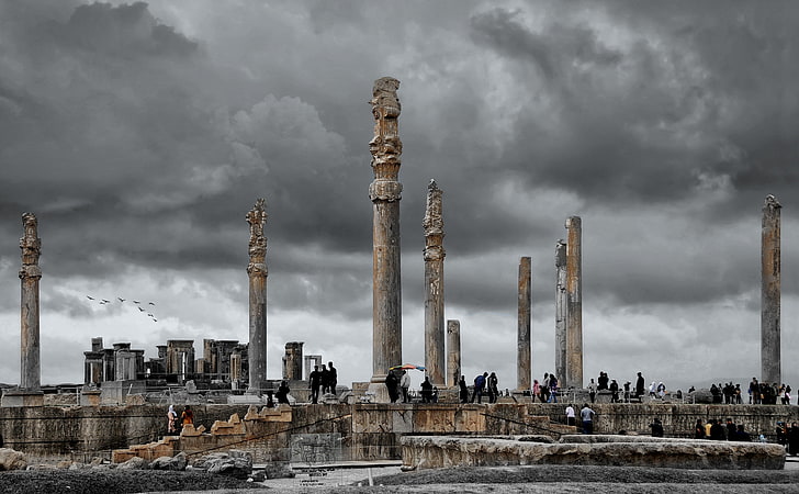 Persepolis HD Wallpaper, gratte-ciel gris, Asie, Iran, ville, nuages, orageux, antique, persan, histoire, persepolis, parsa, Fond d'écran HD