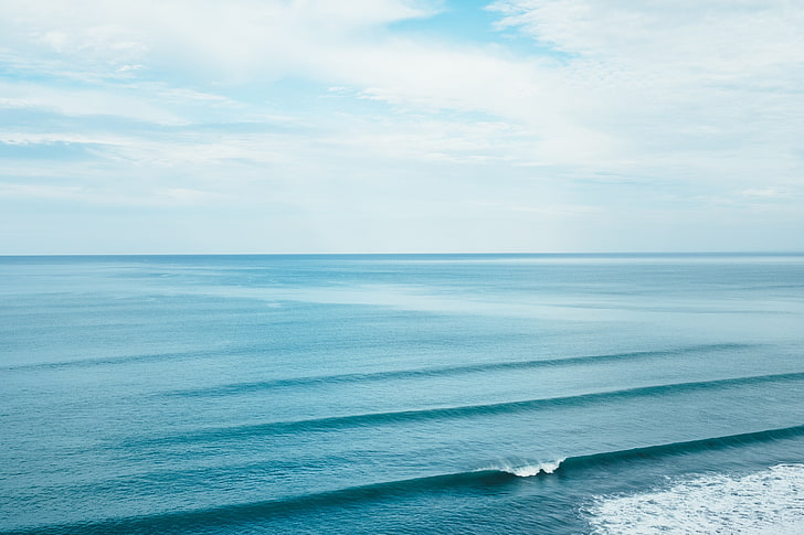 水、海、波、風景の体に白と青のボート、 HDデスクトップの壁紙