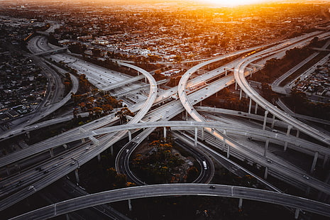 لوس أنجلوس ، طريق سريع ، مدينة ، غروب الشمس ، جوي ، سيارة ، أسفلت ، صورة بدون طيار ، حركة المرور ، مناظر المدينة ، طريق ، شارع، خلفية HD HD wallpaper