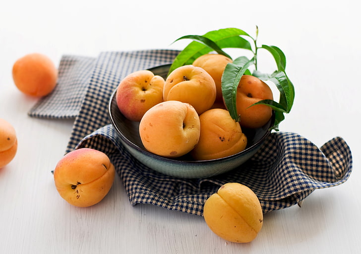 assorted yellow fruits, plate, fruit, napkin, apricots, HD wallpaper