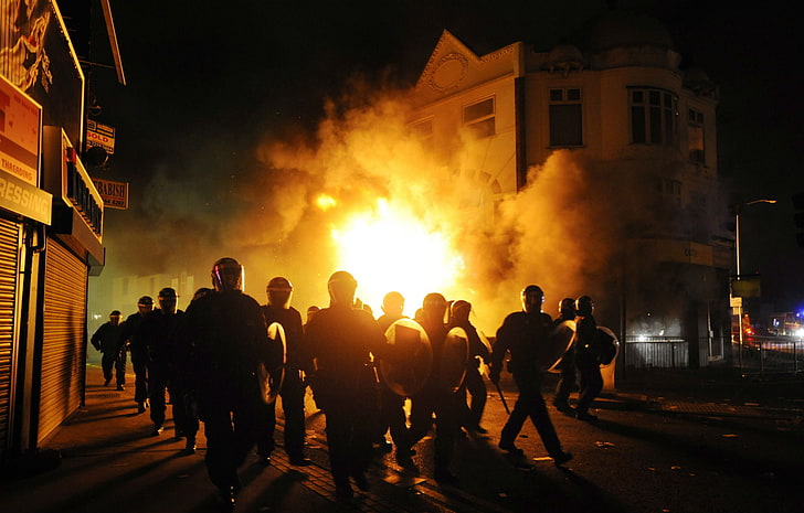 anarquía, multitud, oscuro, fuego, policía, revolución, disturbios, Fondo de pantalla HD