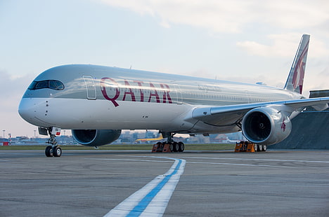 Airbus, Qatar Airways, châssis, un avion de passagers, Airbus A350 XWB, Airbus A350-1000, Fond d'écran HD HD wallpaper