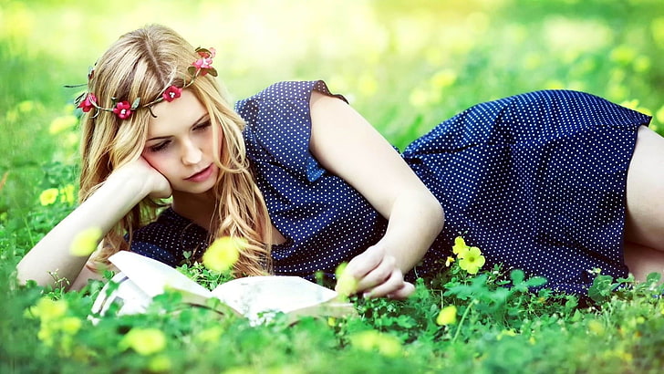 field, blonde, nature, blue dress, yellow flowers, women outdoors, books, grass, reading, model, lying down, long hair, flower in hair, polka dots, women, HD wallpaper