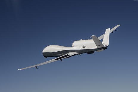 UAV للمراقبة ، الجيش الأمريكي ، طائرة بدون طيار ، MQ-4C ، هبوط ، MQ-4C Triton، خلفية HD HD wallpaper